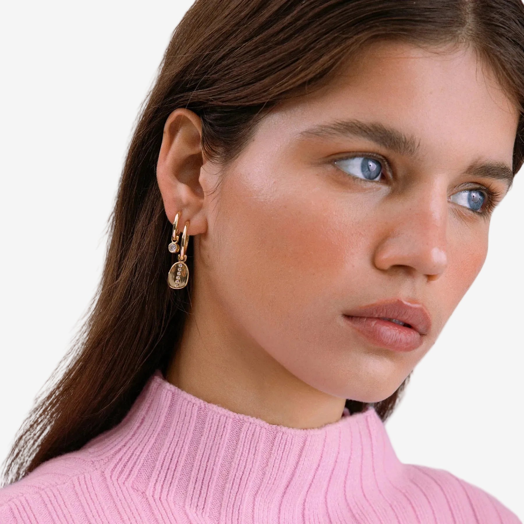 עגילי Kanut L זהב