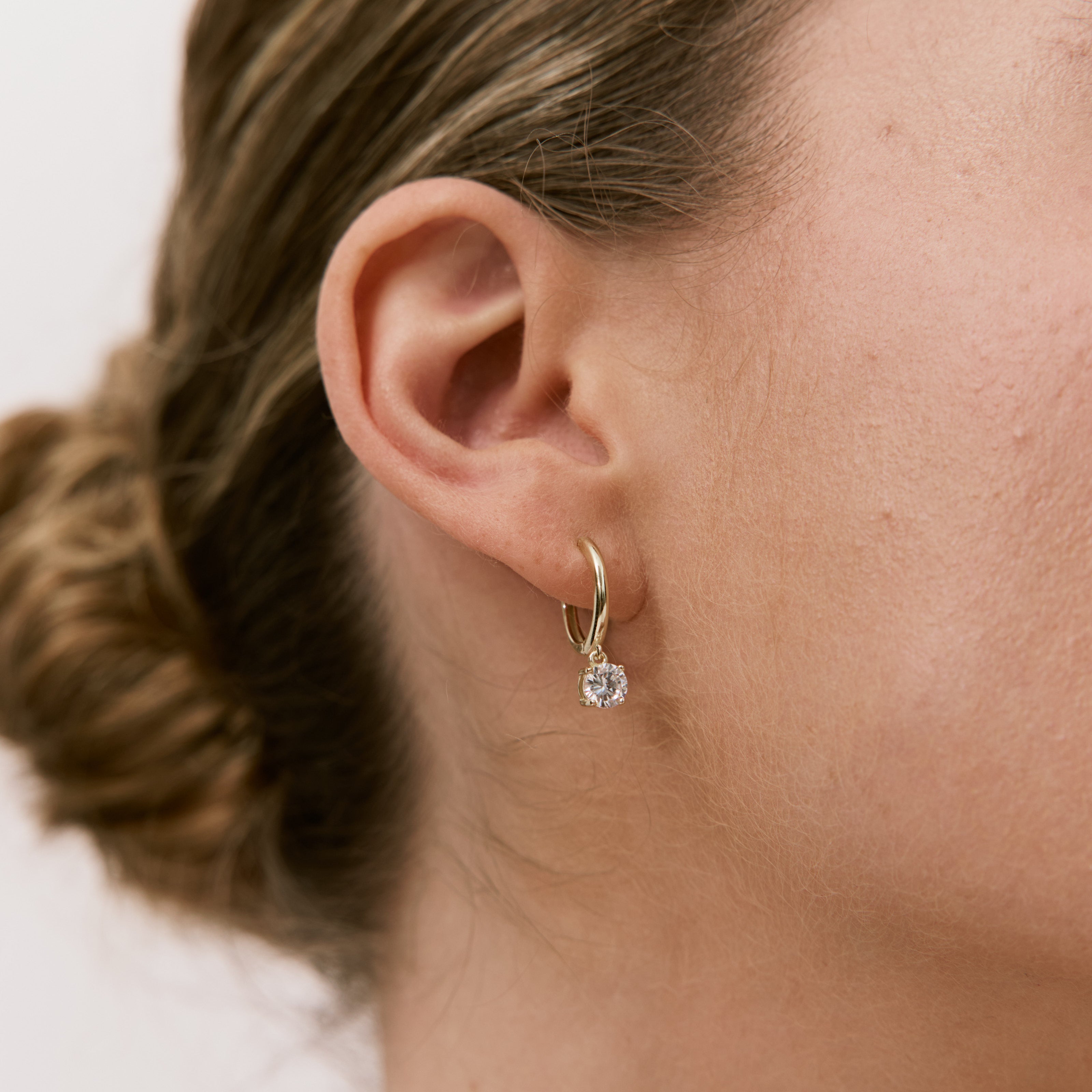 עגילי Nuvia זהב