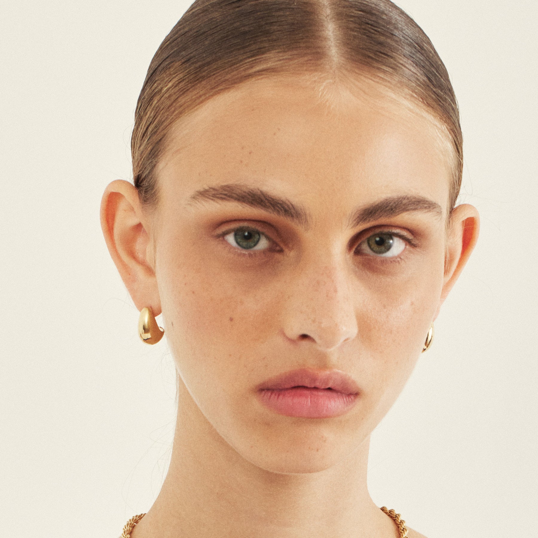 עגילי מאנקו זהב