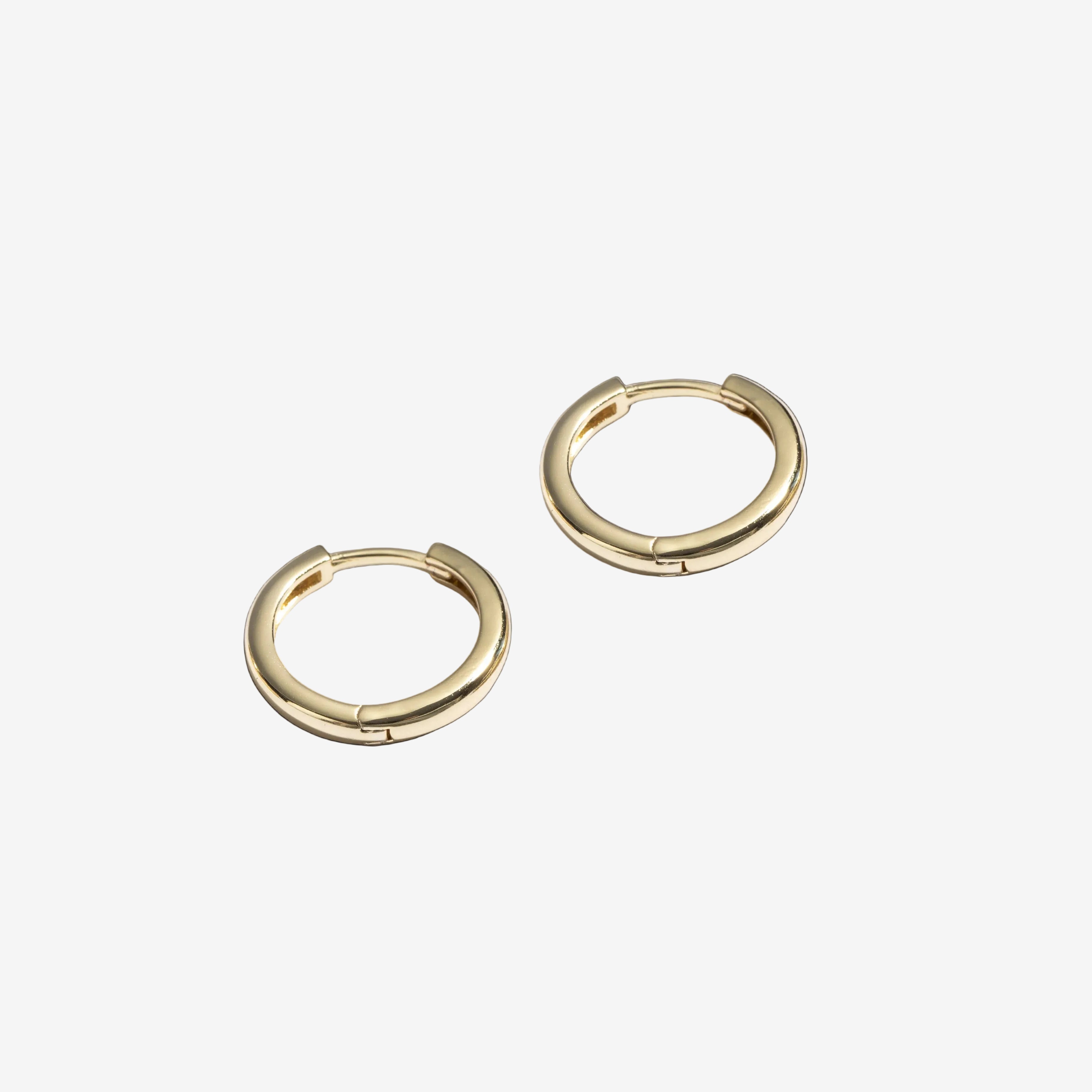 עגילי Kanut M זהב