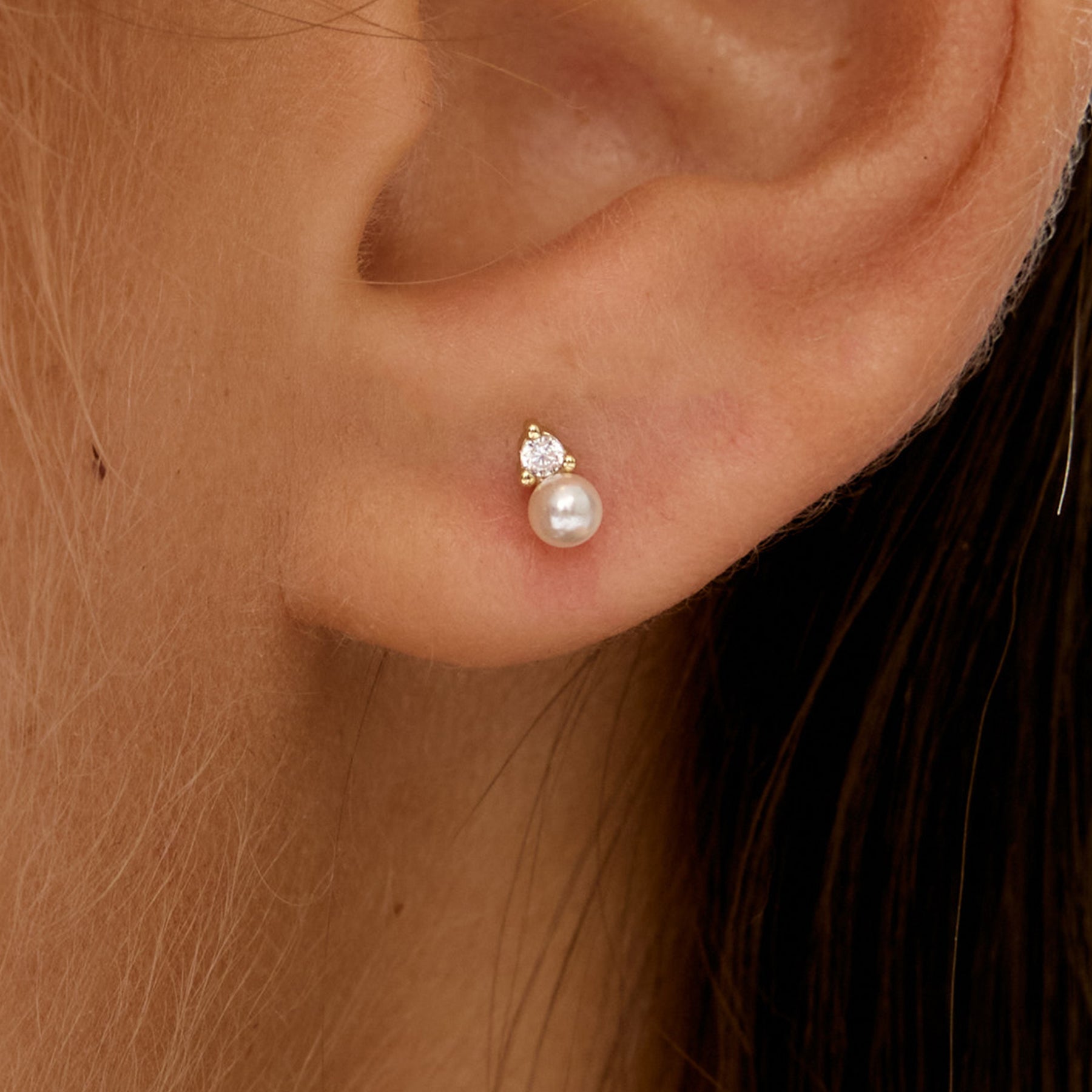 עגילי Lily זהב פנינה