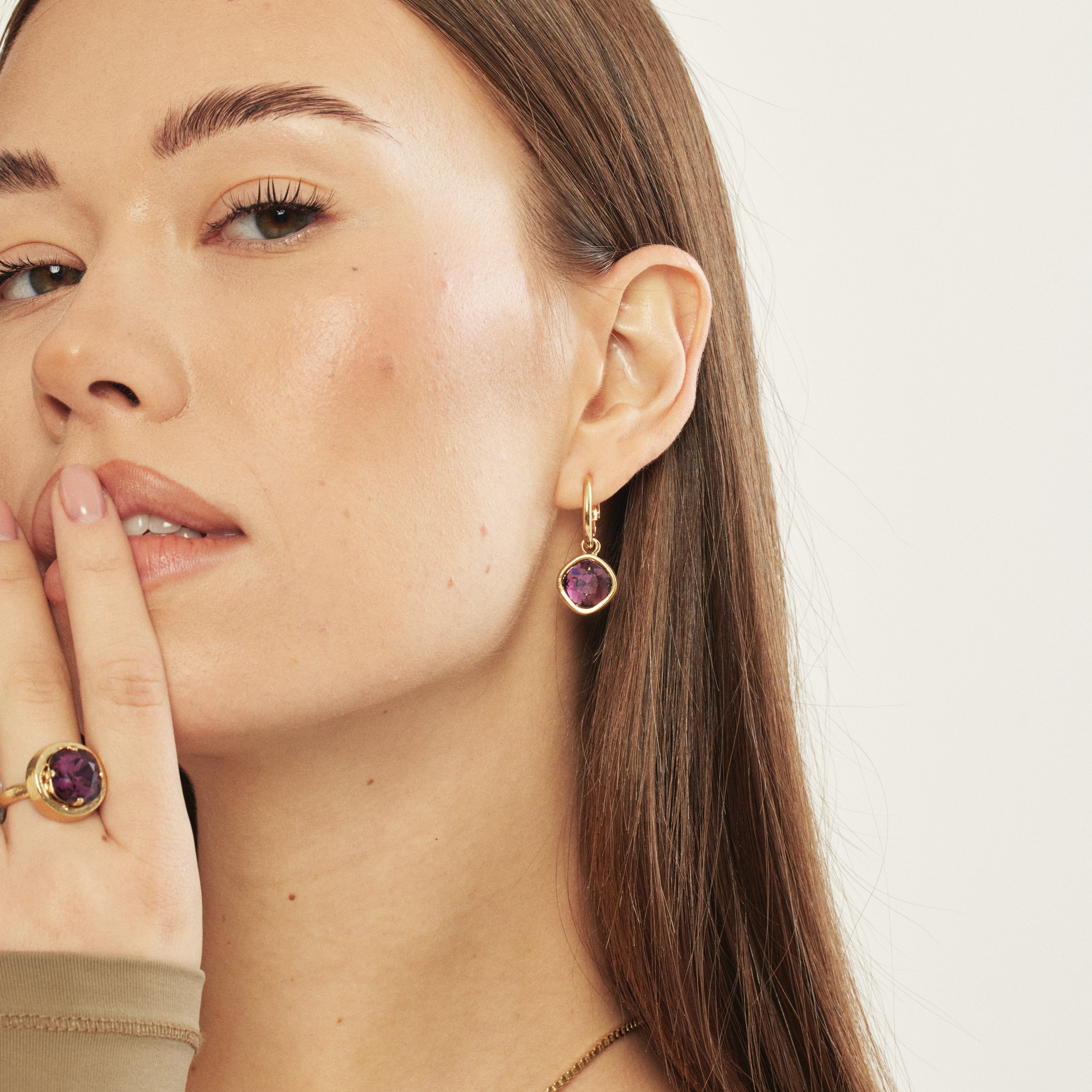 עגילי זהב Envy