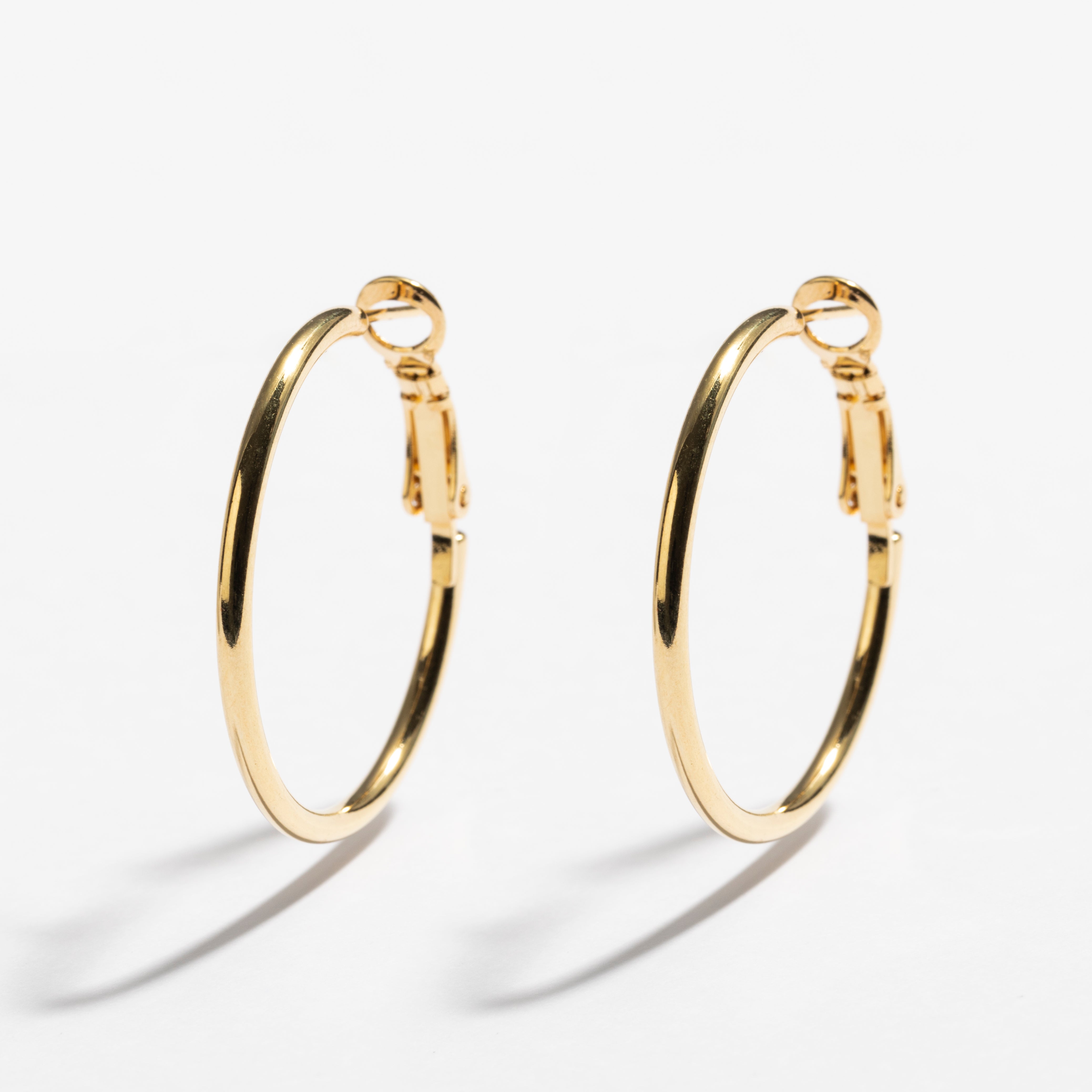 עגילי  Must L זהב