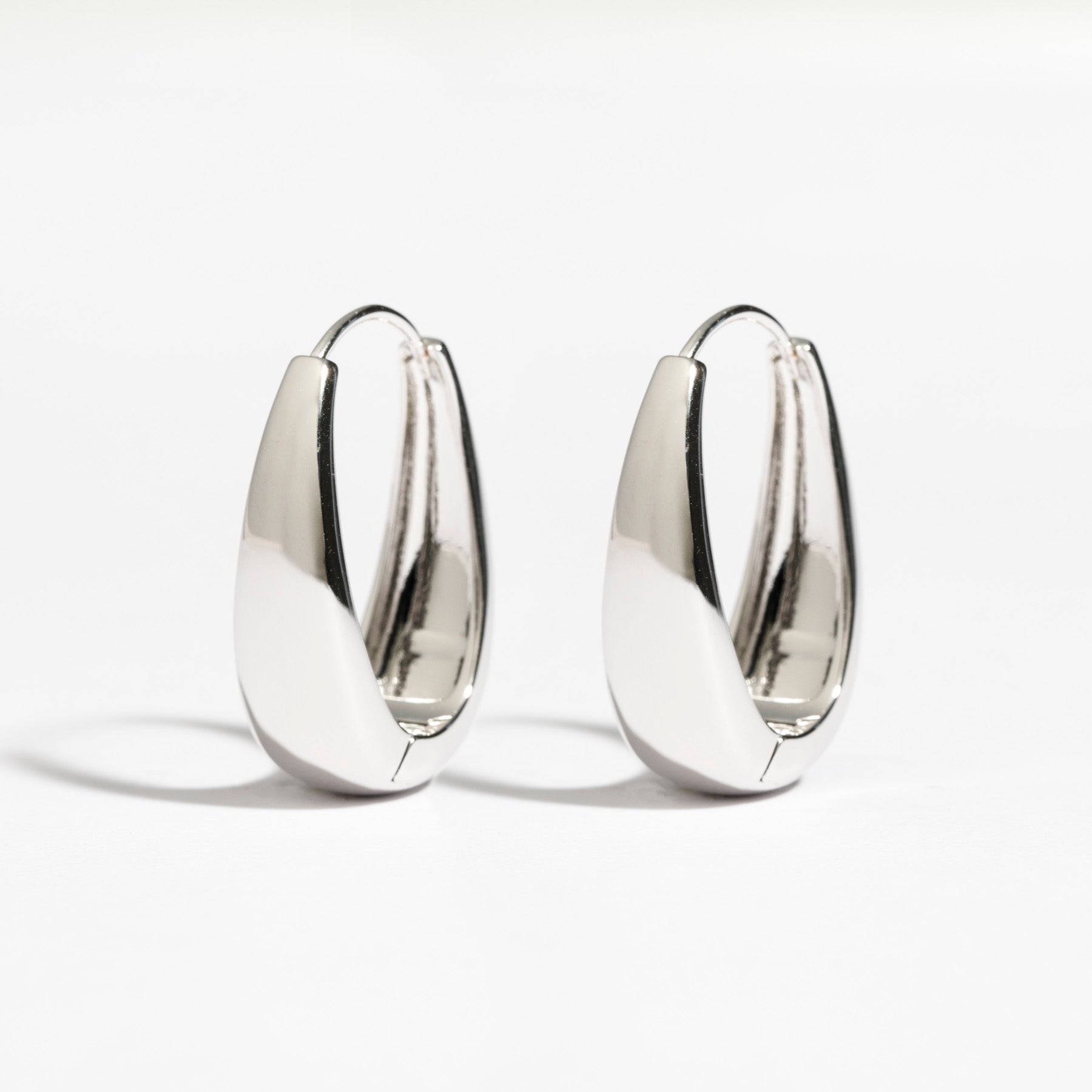 עגילי Bria כסף