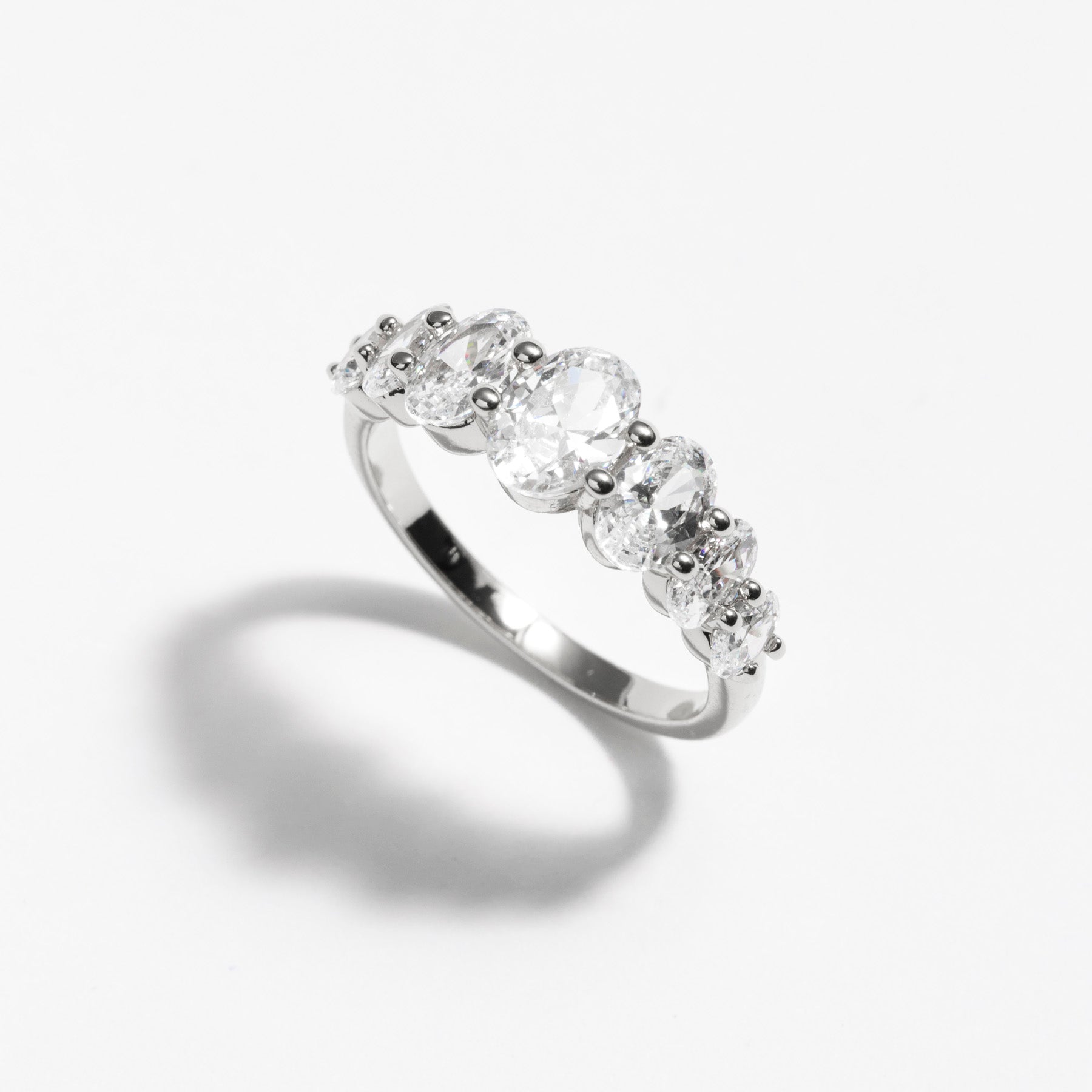 טבעת Shonda כסף קריסטל