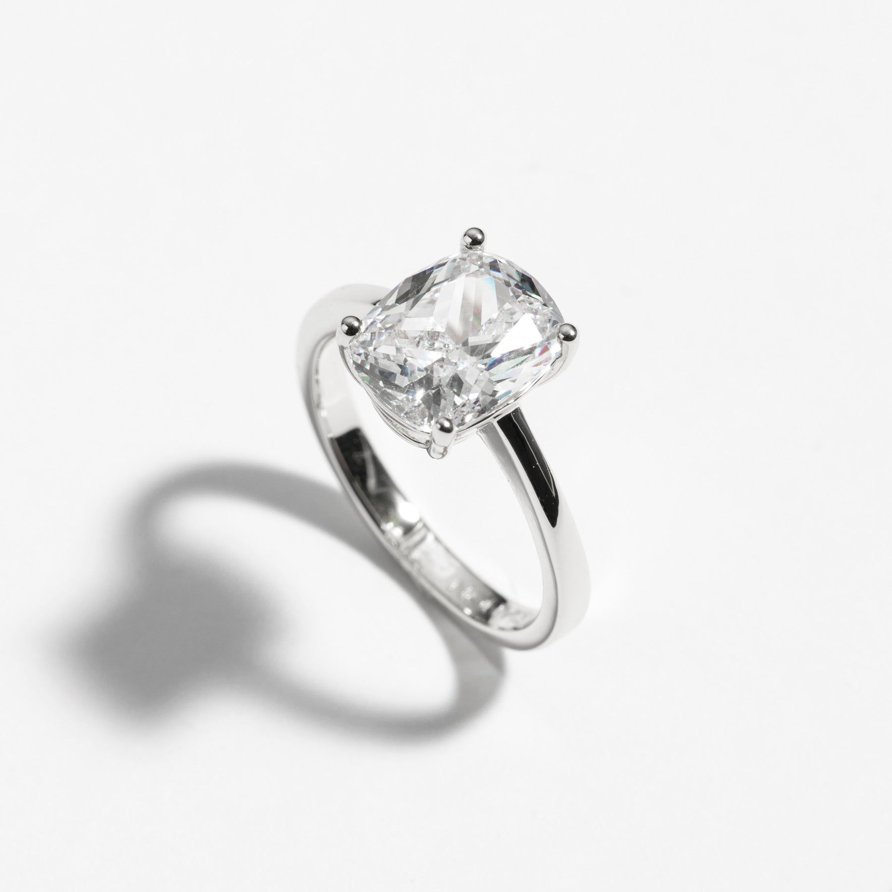 טבעת Liv כסף קריסטל